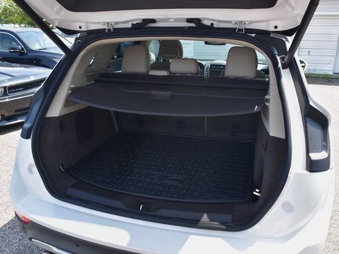 Used 2018 Lincoln MKC Premiere FWD image 9