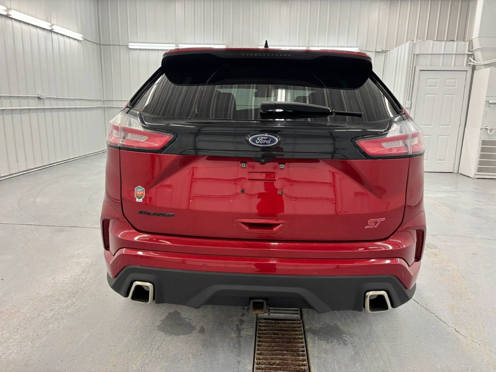 Used 2020 Ford Edge ST w/ Cold Weather Package AWD/4WD image 5