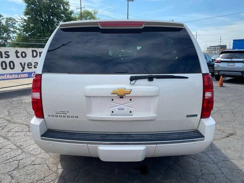 Used 2012 Chevrolet Suburban LTZ AWD/4WD image 3