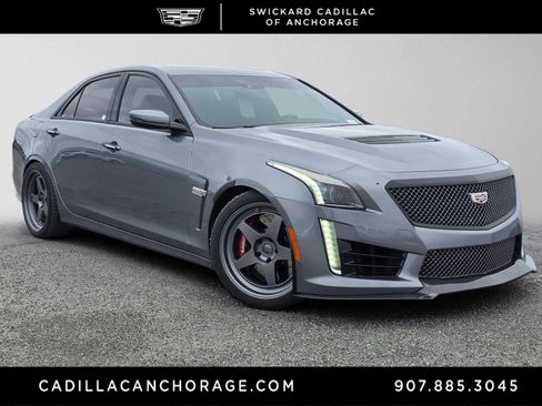 Used 2019 Cadillac CTS V w/ Carbon Fiber Package RWD image 1