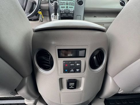 Used 2011 Honda Pilot EX-L image 25
