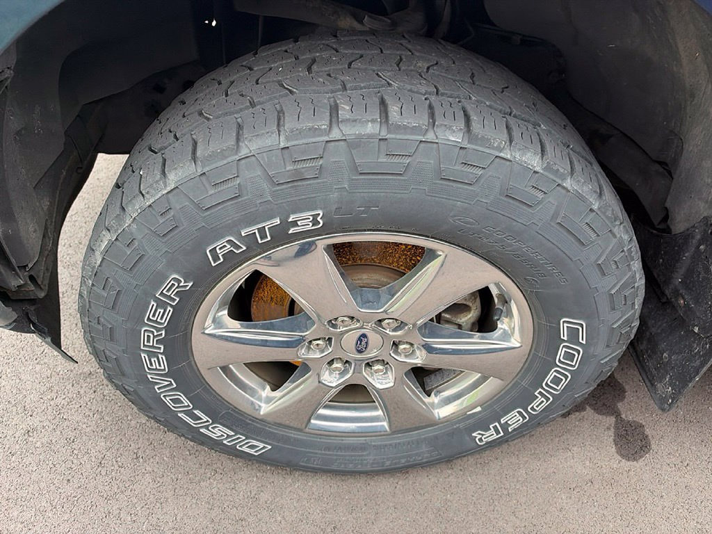 Used 2018 Ford F150 XLT w/ Equipment Group 302A Luxury AWD/4WD image 6