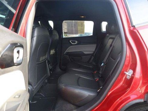Used 2025 Jeep Compass Limited AWD/4WD image 20