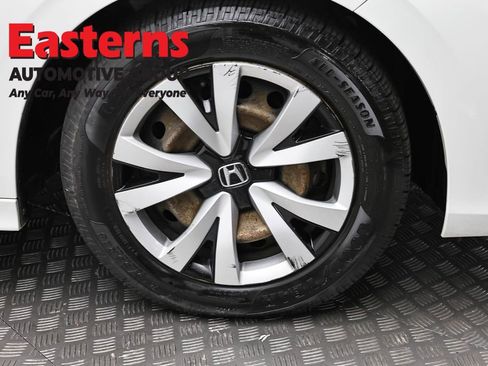 Used 2022 Honda Civic LX image 29