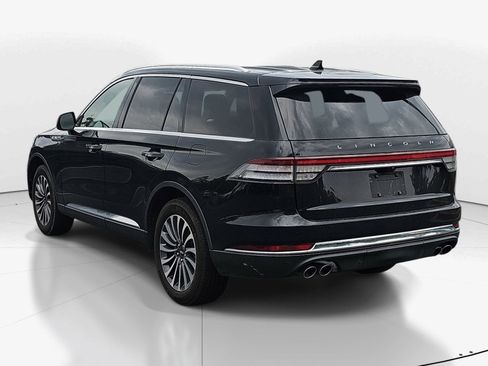 Used 2023 Lincoln Aviator AWD w/ Premium Package image 5
