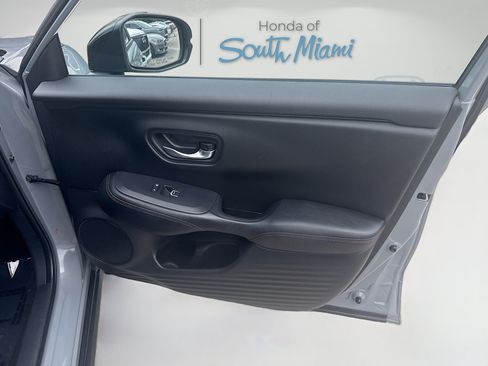 Used 2025 Honda HR-V Sport image 32