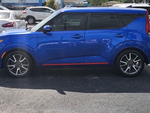 Used 2020 Kia Soul GT-Line Turbo FWD image 3