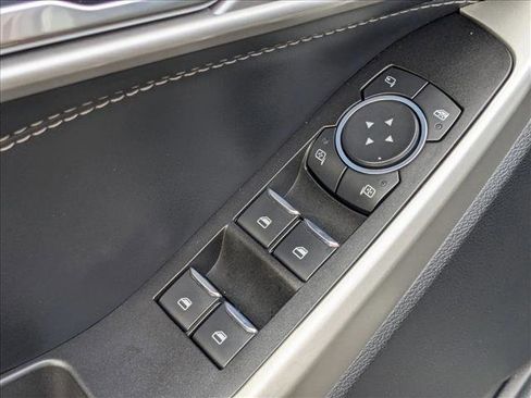 Used 2022 Ford Explorer Limited w/ Equipment Group 301A image 12