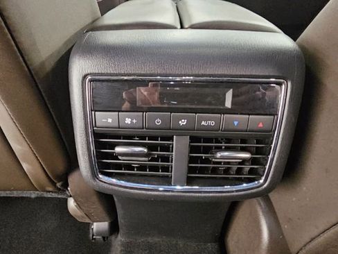 Used 2023 MAZDA CX-9 Signature image 39