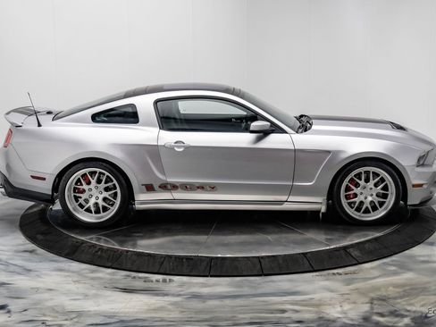 Used 2012 Ford Mustang Shelby GT500 w/ SVT Performance Pkg RWD image 25