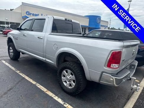 Used 2017 RAM 2500 Laramie w/ Convenience Group AWD/4WD image 4