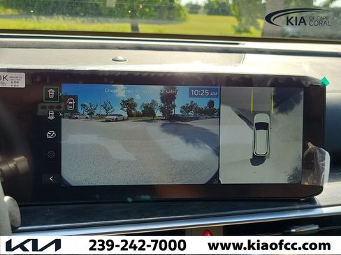New 2026 Kia Sorento SX Prestige w/ Olive Brown Leather Package AWD/4WD image 25