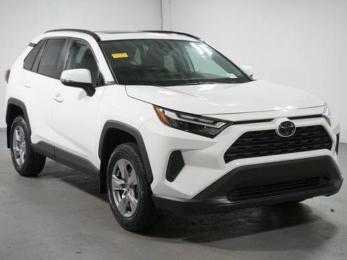 Certified 2024 Toyota RAV4 XLE image 3