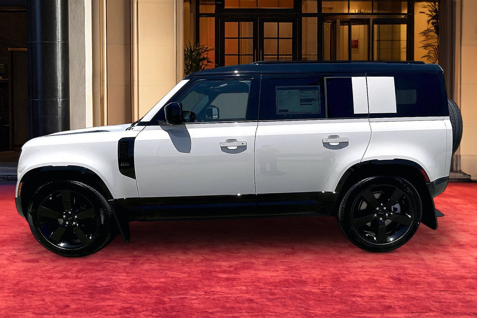 New 2026 Land Rover Defender 110 X-Dynamic SE AWD/4WD image 2