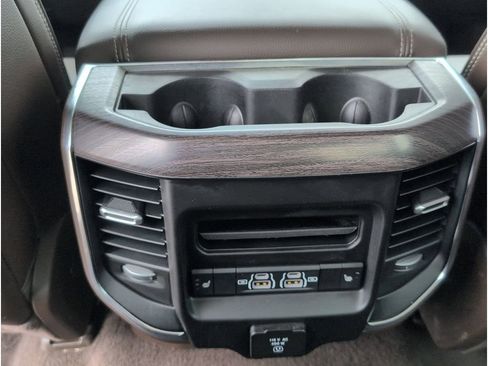 Used 2025 RAM 1500 Laramie w/ Off Road Group image 34