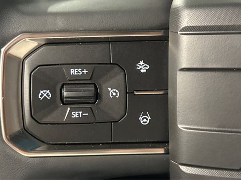 Used 2024 GMC Hummer EV 3X image 24