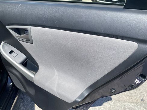 Used 2014 Toyota Prius Three FWD image 15