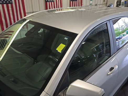 Used 2022 Chevrolet Equinox LT AWD/4WD image 6