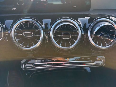 Used 2025 Mercedes-Benz CLA 250 image 13