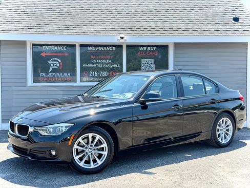 Used 2018 BMW 320i xDrive Sedan w/ Convenience Package AWD/4WD image 1