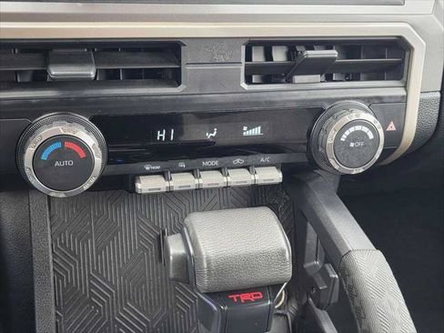 Used 2024 Toyota Tacoma TRD Off-Road AWD/4WD image 29
