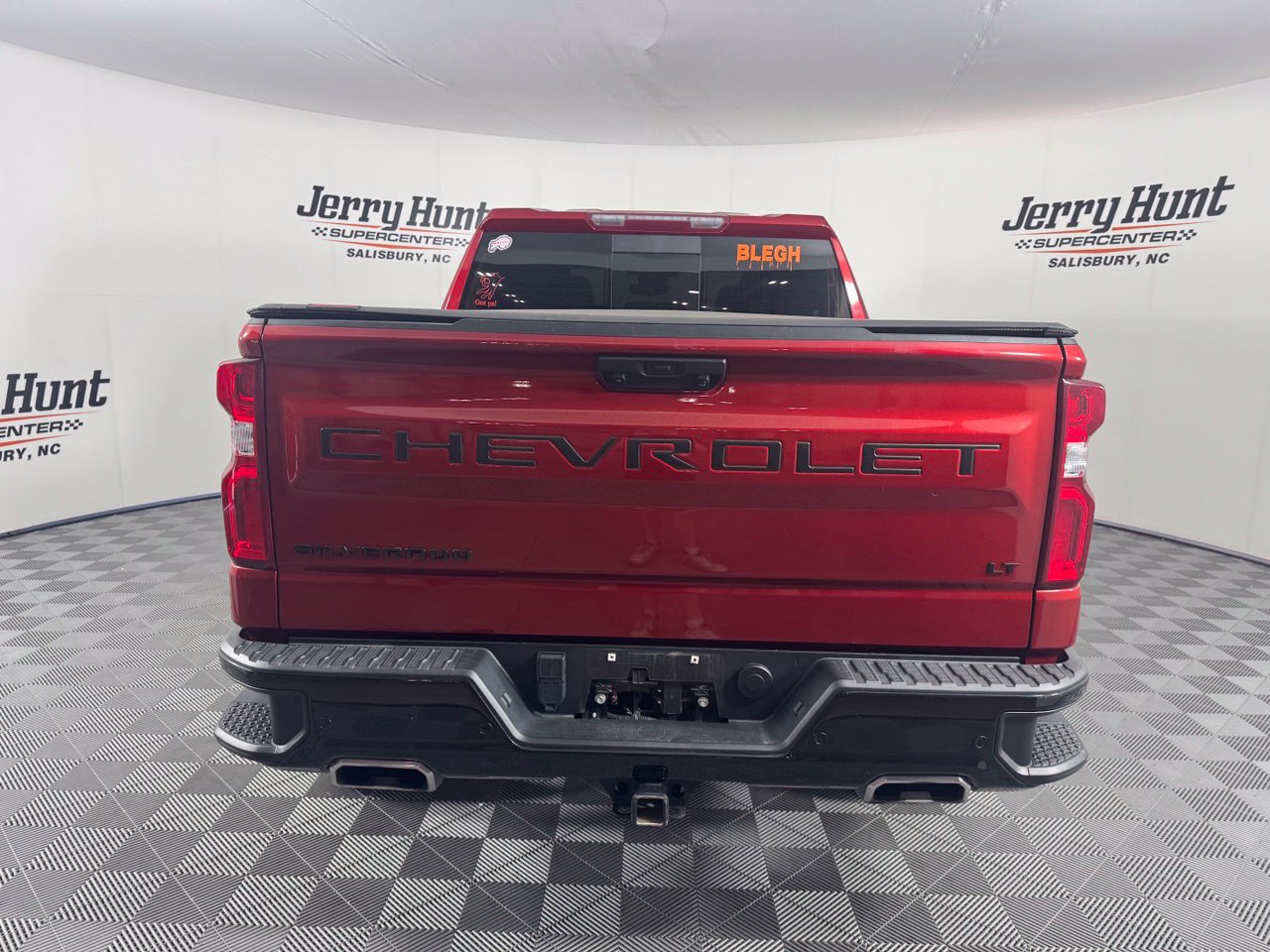 Used 2024 Chevrolet Silverado 1500 LT Trail Boss w/ LT Trail Boss Premium Package AWD/4WD image 8