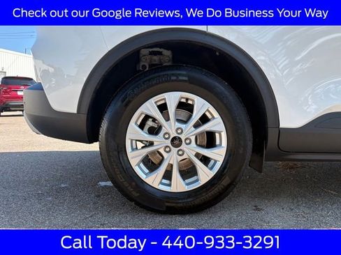 Used 2025 Ford Escape Active w/ Active Premium Tech Pack image 35