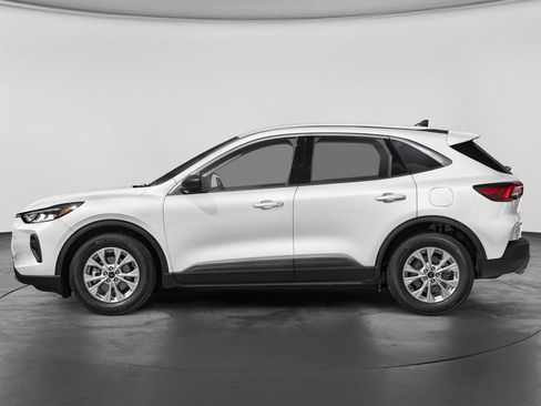 Used 2024 Ford Escape Active AWD/4WD image 3