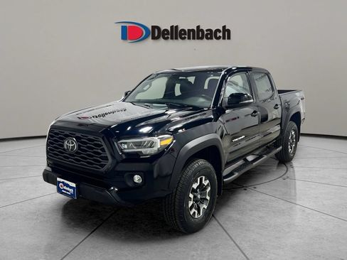 Used 2021 Toyota Tacoma TRD Off-Road w/ TRD Premium Off Road Package AWD/4WD image 1