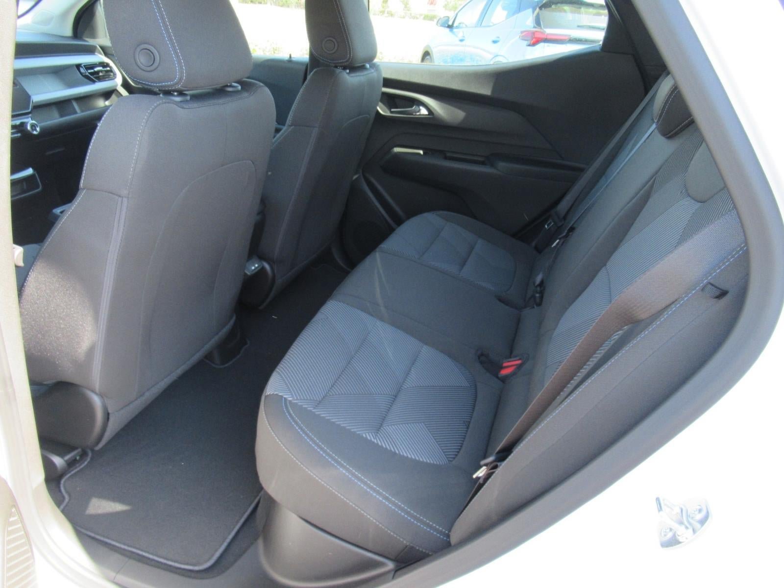 New 2027 Chevrolet Bolt LT FWD image 27