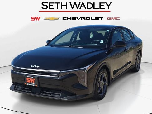 Used 2025 Kia K4 FWD image 3