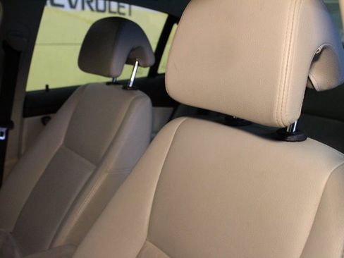 Used 2008 Saab 9-3 2.0T w/ Moonroof Package image 16