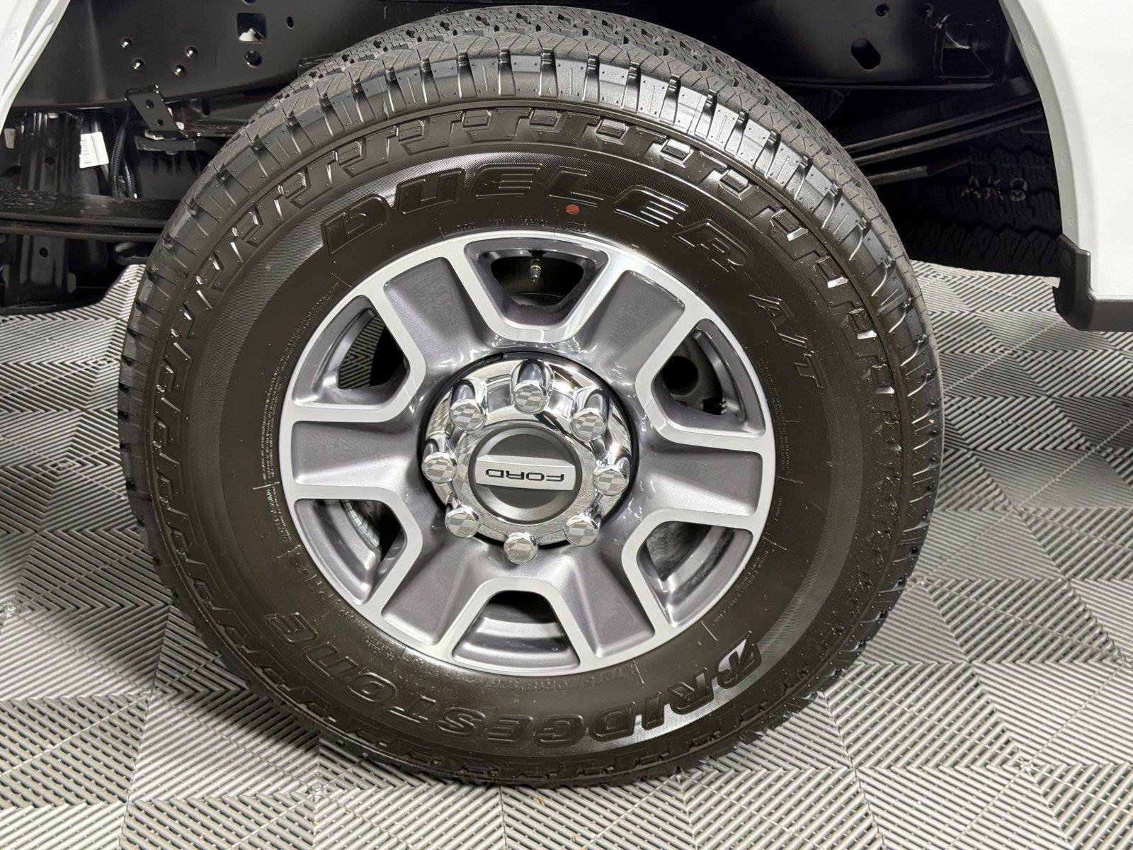 New 2026 Ford F250 Lariat w/ Lariat Premium Package AWD/4WD image 21