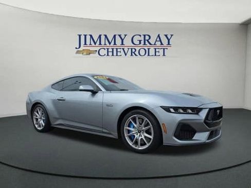 Used 2024 Ford Mustang GT Premium RWD image 7