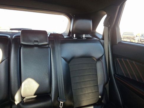 Used 2022 Ford Edge ST-Line w/ Class II Trailer Tow Package image 21