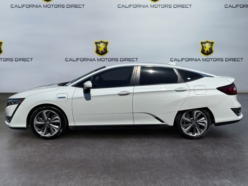 Used 2018 Honda Clarity Touring image 2