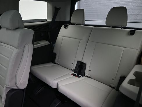 Used 2025 Hyundai Santa Fe Calligraphy image 30