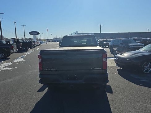 Used 2022 Chevrolet Silverado 2500 Custom w/ Custom Convenience Package image 11