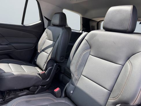 Used 2021 Chevrolet Traverse Premier w/ Redline Edition AWD/4WD image 15