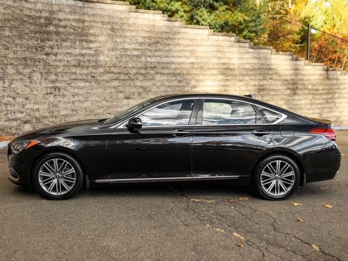 Used 2018 Genesis G80 3.8 w/ Option Group 02 image 9