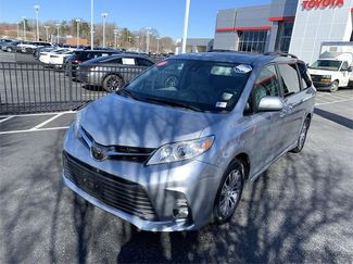 Used 2020 Toyota Sienna Limited video 1