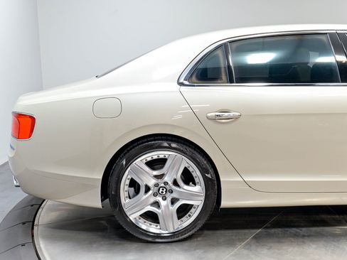 Used 2015 Bentley Flying Spur W12 AWD/4WD image 25