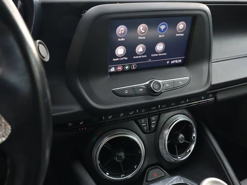 Used 2020 Chevrolet Camaro LT image 18