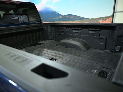 Used 2022 Chevrolet Silverado 3500 High Country w/ Z71 Off-Road Package image 18