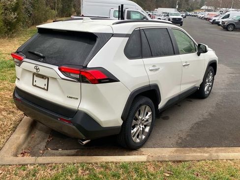 Used 2019 Toyota RAV4 Limited w/ Advanced Technology Package image 34