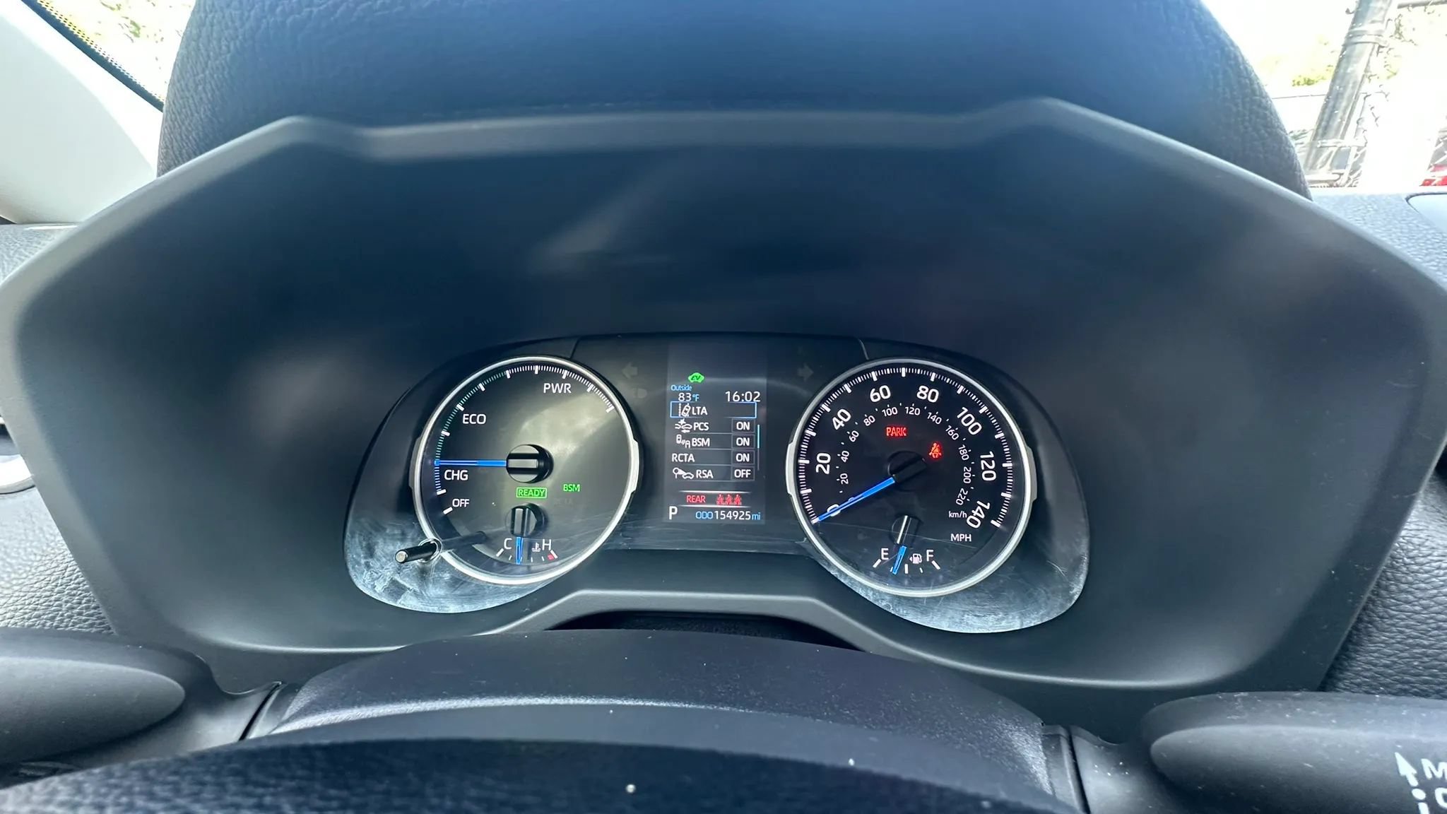 Used 2020 Toyota RAV4 LE AWD/4WD image 10