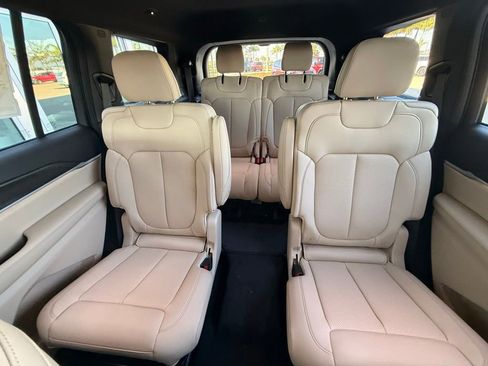 New 2026 Jeep Grand Cherokee L Limited image 24