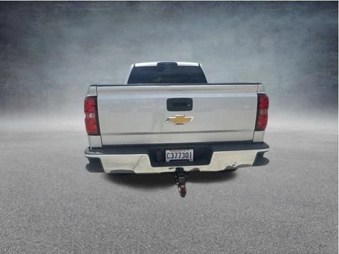 Used 2015 Chevrolet Silverado 1500 LT w/ LT Convenience Package RWD image 8