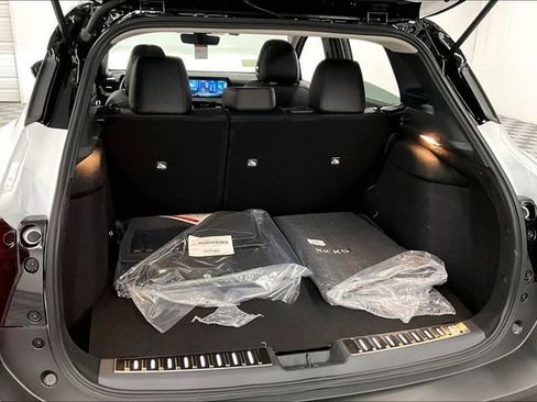 New 2026 Nissan Kicks SR w/ SR Premium Package image 40