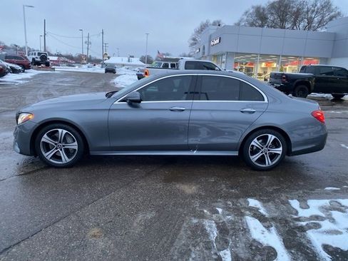 Used 2020 Mercedes-Benz E 350 Sedan image 8